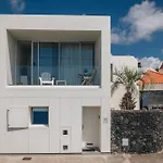 Sea & Rocks 15 - House *
