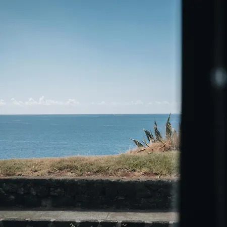 Sea & Rocks 15 - House Lagoa (Azores)