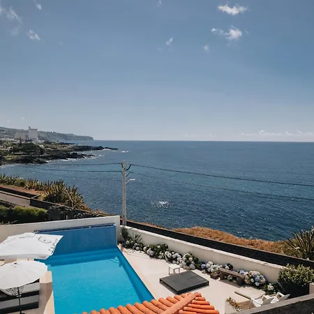 Sea & Rocks 15 - House *