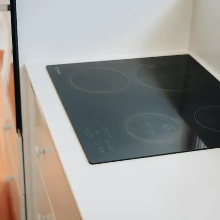 Sea & Rocks 15 - House *