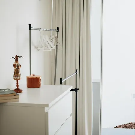 Sea & Rocks 15 - House