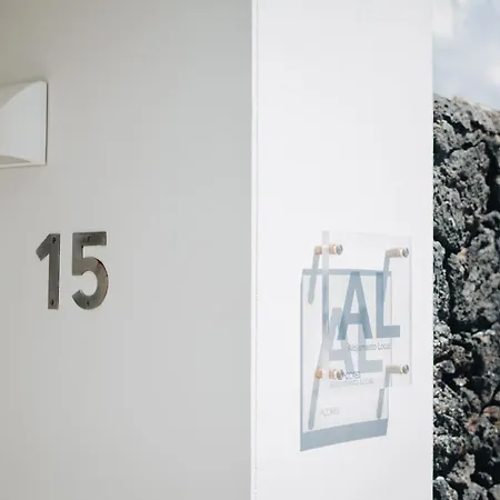 Sea & Rocks 15 - House * Lagoa (Azores)