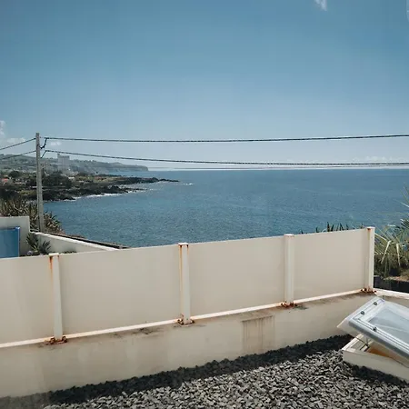 Sea & Rocks 15 - House * Lagoa (Azores)