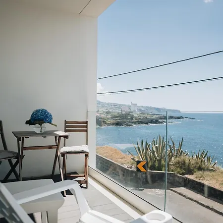 Sea & Rocks 15 - House