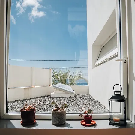 Sea & Rocks 15 - House *