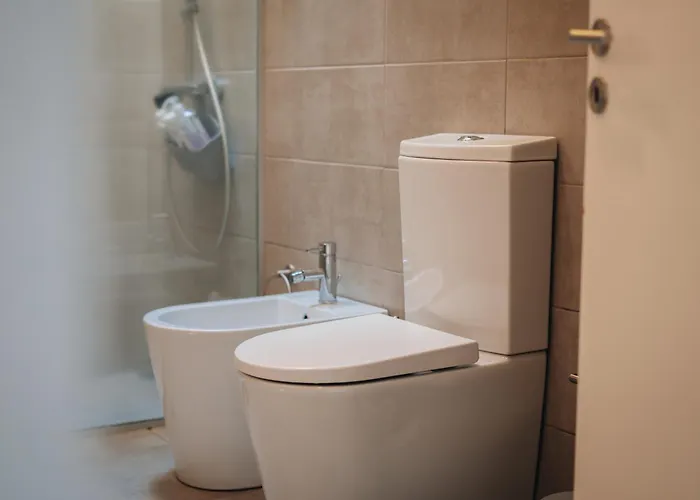 Sea & Rocks 15 - House *