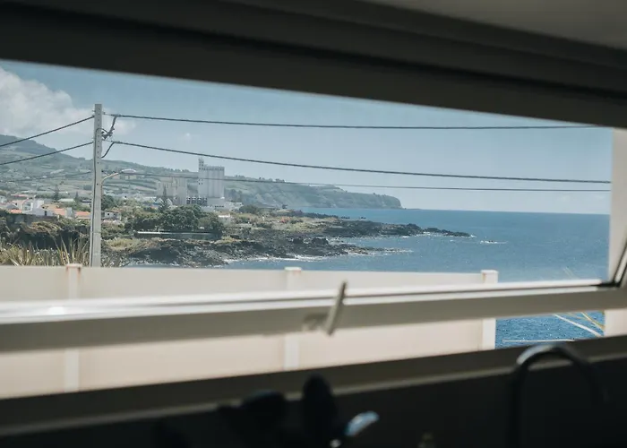 Sea & Rocks 15 - House