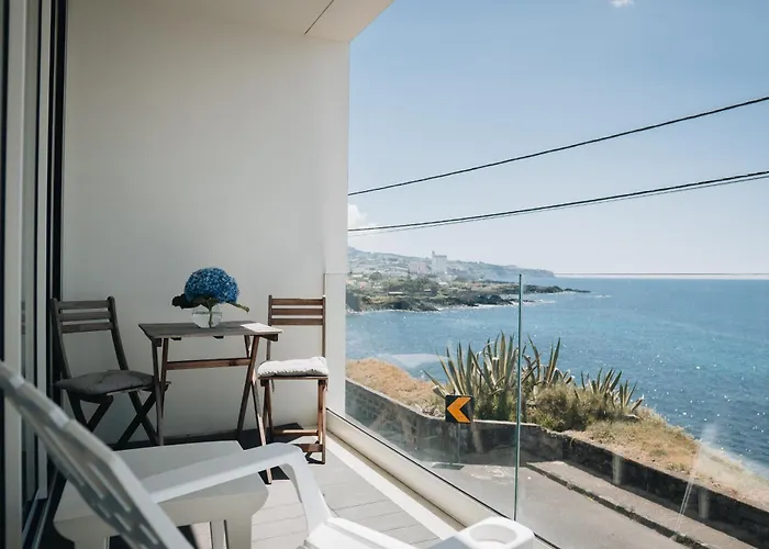 Sea & Rocks 15 - House