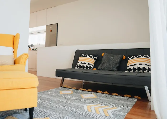 Sea & Rocks 15 - House * Lagoa (Azores)