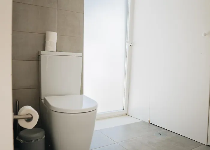 Sea & Rocks 15 - House * Lagoa (Azores)